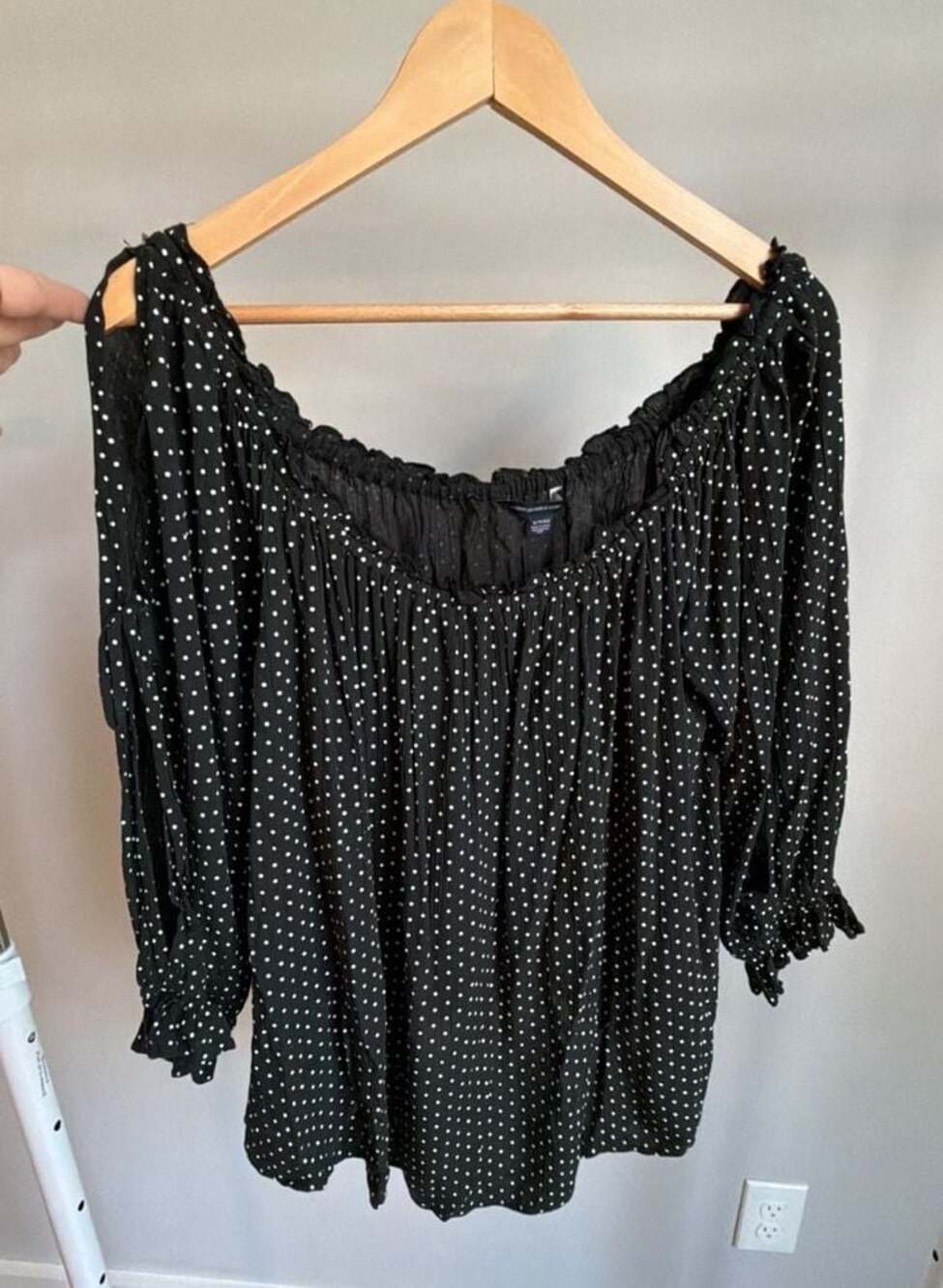 American Eagle Black Polka Dot Off-The-Shoulder Split Sleeve Blouse